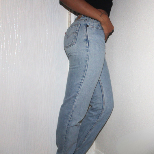 Straight Leg Levi Jeans